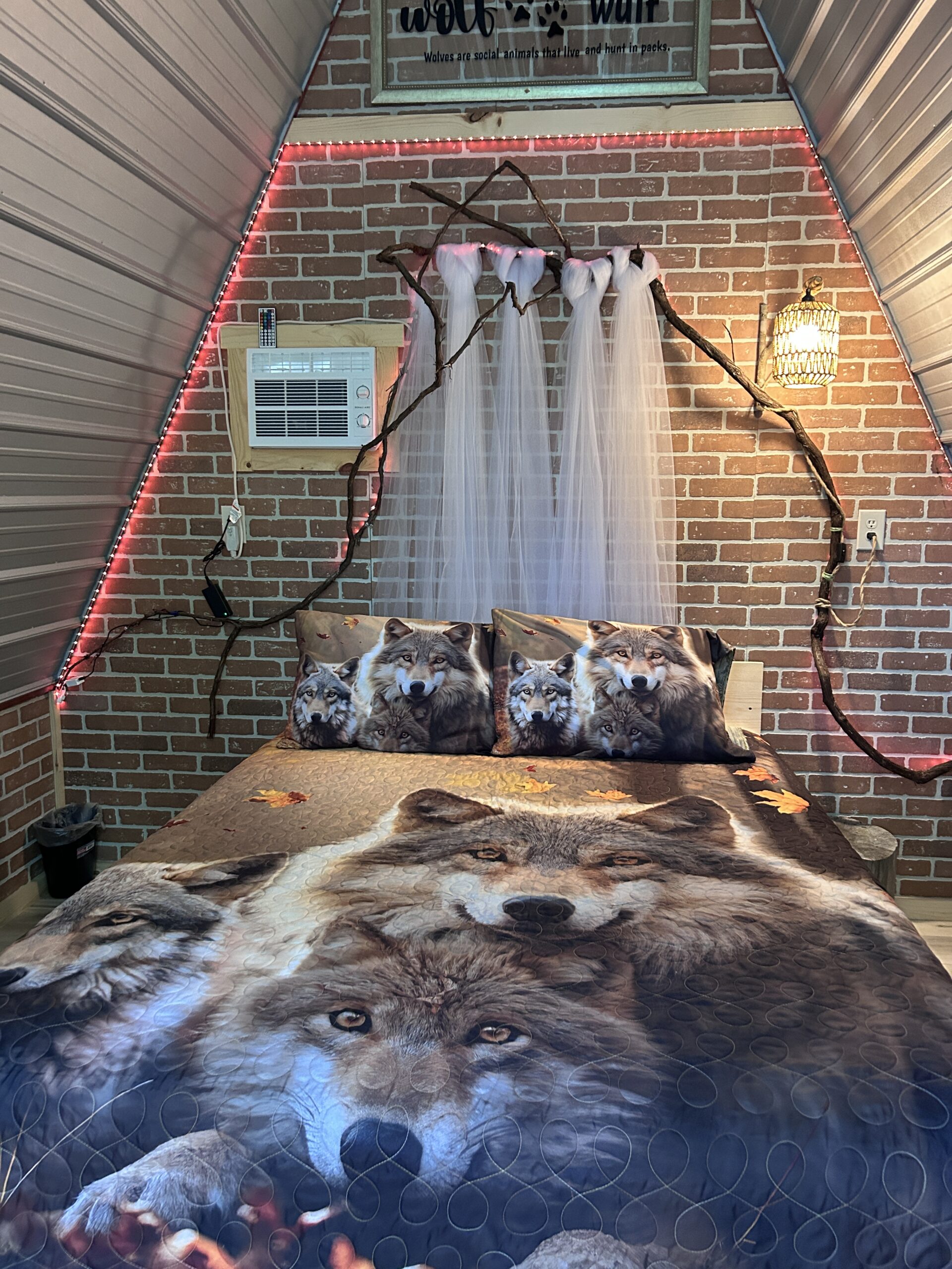 #7 The Wolf Den • Tiny House Adventures